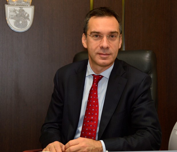 Кметът Димитър Николов отправя поздрав към бургаските лекари по повод