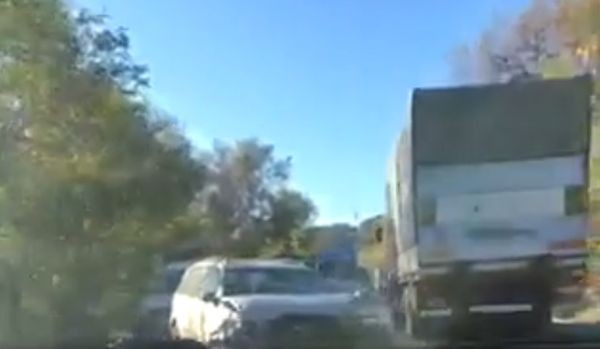 Верижна катастрофа стана на пътя Пловдив-Карлово днес, научи Plovdiv24.bg от