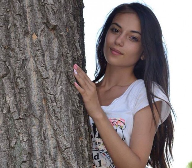 16-годишната Миролюба Тодорова се нуждае от оперативно лечение в кратки