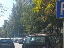 Поредното "интелигентно" паркиране в центъра на Пловдив