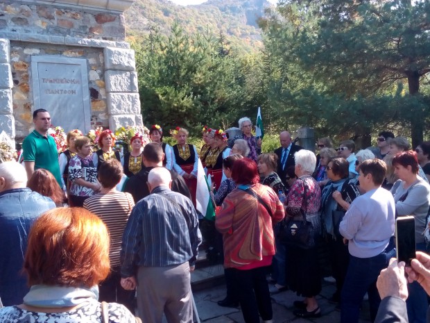Бургаските тракийци отдадоха почит на жертвите от 1913 г. Първо