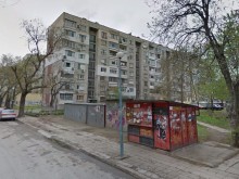 Майка и син остават без дом утре, ЧСИ изземва апартамента им в Кючука!