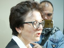 Майката на осъдения известен пловдивски адвокат загадъчно: Още сме в тъмната част на денонощието!