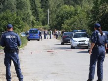 Баня блокиран от полиция, кметството е разбито