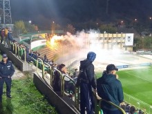 Фенове на Ботев отново докараха глоба за клуба
