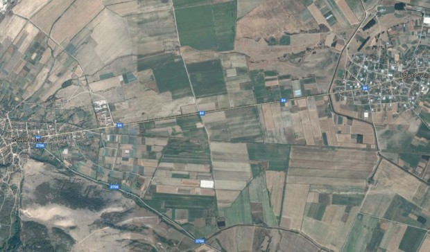 Google
При тежката катастрофа станала снощи на пътя между селата Братаница