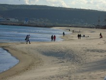 Странно явление във Варна: Морето се отдръпна от брега