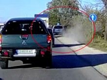 Малоумщина! Вижте какво направи този на Околовръстното на Пловдив!