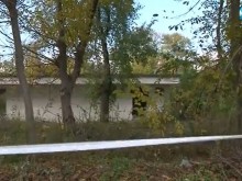 Започна бутането на незаконните постройки на Кирил Рашков