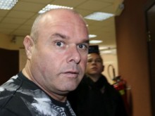 Вкараха в затвора холандския трафикант на кокаин и танцьорката Даниела