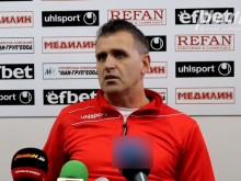 Акрапович: Налагам схема 4-3-3, но нямам подходящите футболисти за нея