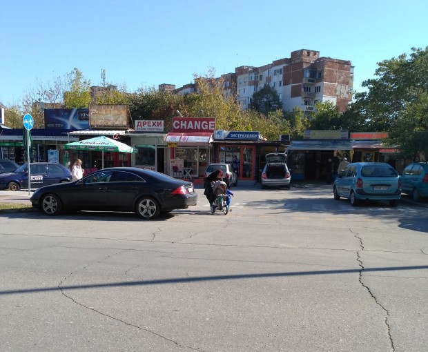 Автомобил, запушил велоалея, вбеси читател на Plovdiv24.bg.  "И да го коментираме,