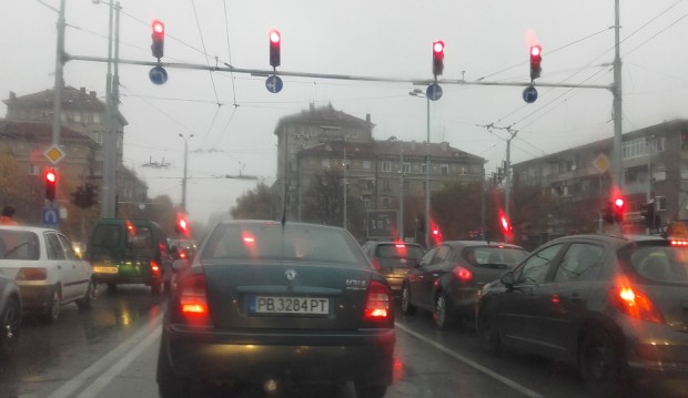 Изключително интензивно е движението в Пловдив тази сутрин предаде репортер