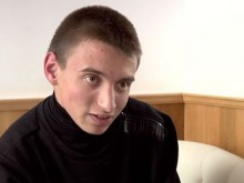 ВИДЕО: Ученик разказа играта на електронните дневници! Показа как може да стане отличник за секунди