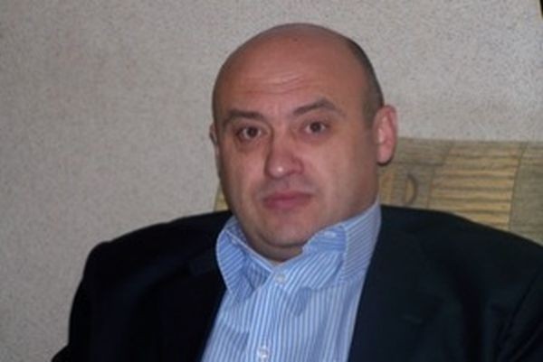 Съдебни решения сочат, че за шефа на НАП-Пловдив Николай Брънчев