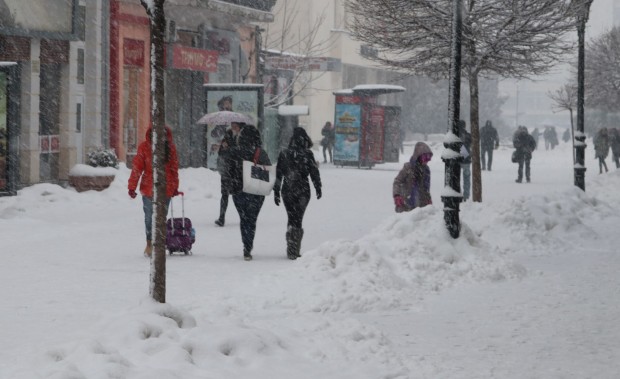 Plovdiv24.bg
Първи сняг още в понеделник очакват синоптиците. Ще вали във