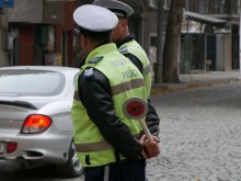 Изненада от МВР: Цивилни коли ще снимат шофьорите за скорост!