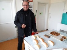 Учени от Садово с шокиращи разкрития с какво е бъкан хлябът, който купуваме