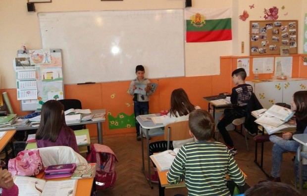 115 общински и държавни училища от област Варна са участвали