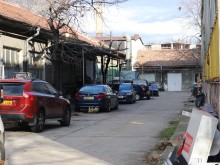 Акция на "Криминална полиция" в пловдивски автосервиз за обръщане на волани!
