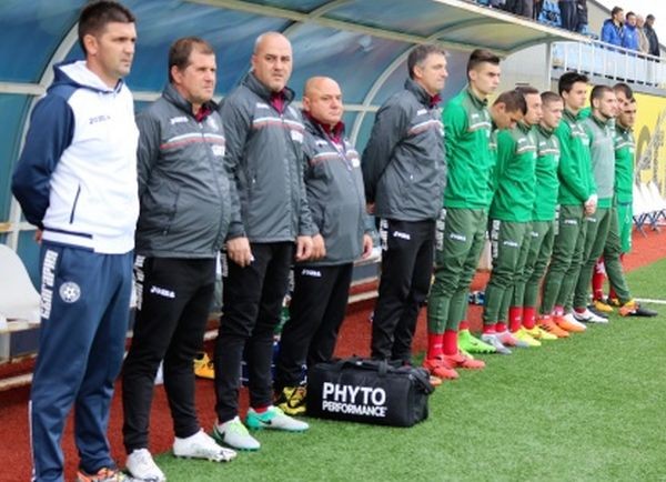 Националният футболен отбор на България до 19 години набор 1999