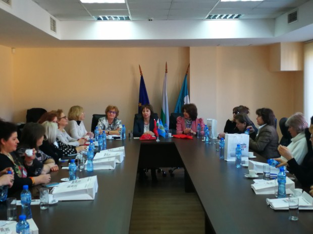 Председателят на Общински съвет Савина Петкова посрещна представители на Асоциацията