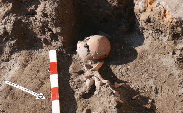 Средновековно погребение разкриха археолозите в сърцето на Пловдив предаде репортер на