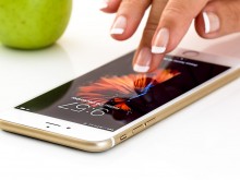 85% от българите сърфират в интернет през смартфона си