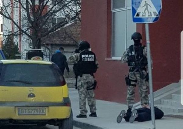 "Криминални авторитети" от Велико Търново са били заловени по време