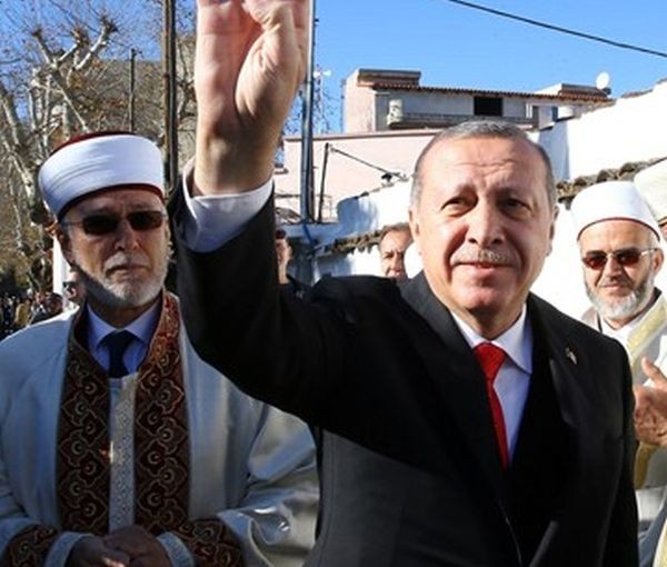 Турският президент Реджеп Ердоган посочи за пример в Атина разбирателството