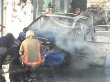Град на пиромани! Запалиха още една кола, този път на "Нов живот"!
