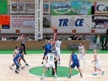 Американец със страхотен дебют при драматичен успех на Академик