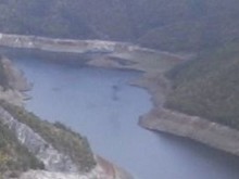 Пияни студенти паднаха от водно колело в ледените води на яз. "Доспат"
