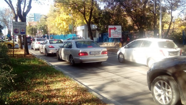 Varna24.bg, че шофьори на автобуси карат бясно заради разписание, което гонят, Златев коментира,