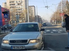 Лудост! Очевидец: Неадекватен набор в насрещното иска да му правим път!