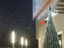 В Пловдив заваля сняг! Вижте къде