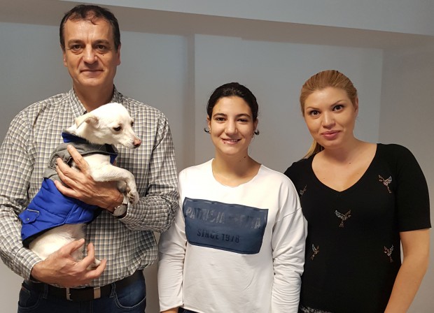 Кметът на Източен Николай Чунчуков връчи подаръци за кучето на