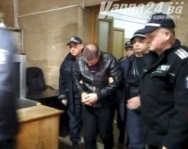 Пресслужбата на Апелативен съд Варна припомня че първоначалното задържане