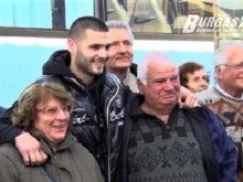 Вижте неразказаната история на героя Пламен Карашев