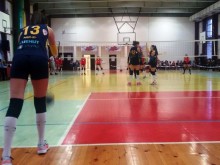Марица на полуфинал в София след три поредни победи