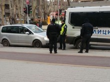 Много полиция и жандармерия около моловете в Пловдив!