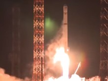 Цял свят им се смее: Руснаците объркаха космодрума и ракетата им падна