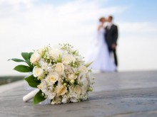 Половината младоженци с разделено имане