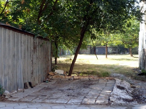 600 грозни гаражни клетки изчезнаха само за година от квартал Гладно