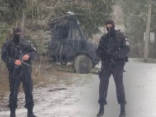 Специализирана акция на полицията в гората до Нови Искър!