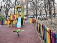 Нова детска площадка в междублоково пространство на бул. "Свобода"