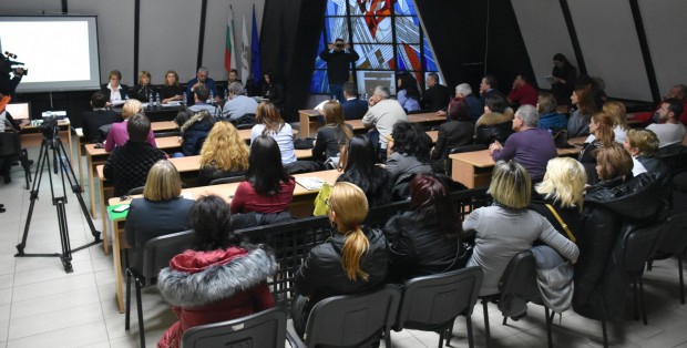 Blagoevgrad24 bg
Община Благоевград проведе публично обсъждане на проекта на Бюджет 2018