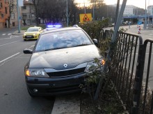 Таксиджия постъпи подло, след като предизвика катастрофа в Пловдив!