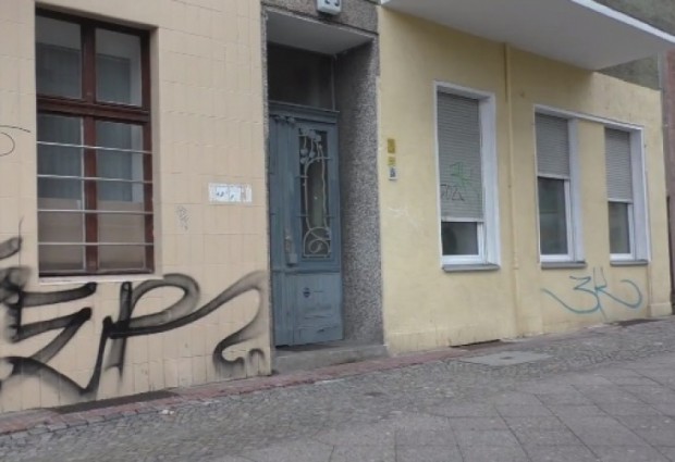Жена беше убита в Берлин след изтезанията в "секс игра".