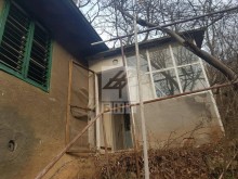 Това е къщата, където се е самоубил Росен Ангелов